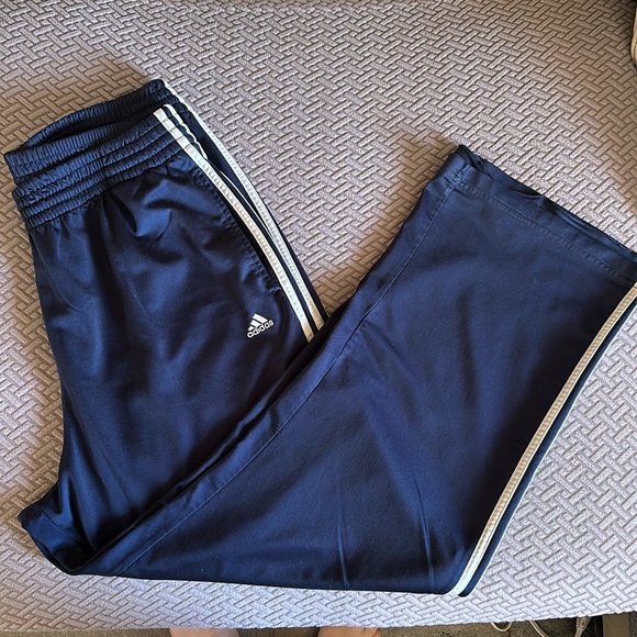 Adidas Men’s Sweatpants - size XL - Picture 1 of 4